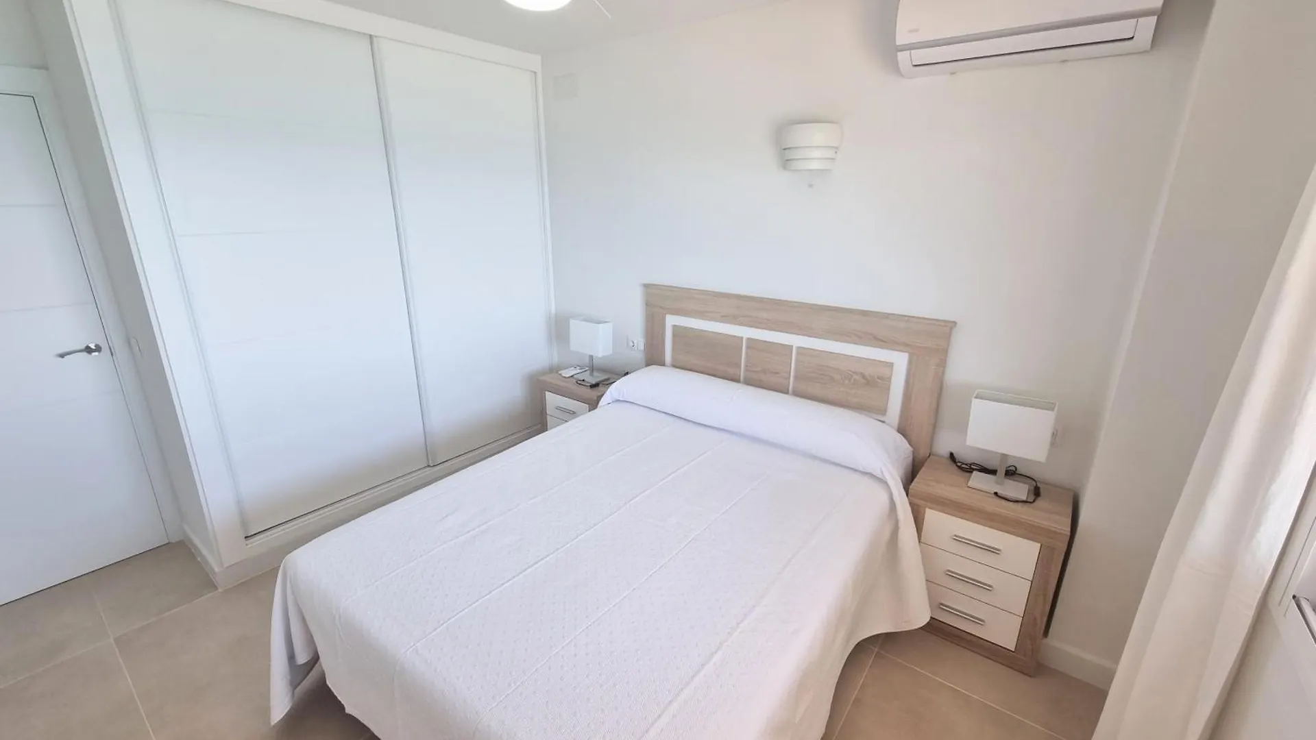 Las Antillas III Front Sea View Pool Фуэнхирола
